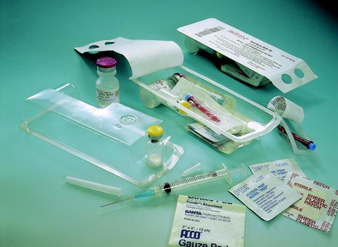 图1 医疗器械和药品之间,药品和生物制品之间的模糊界限给产品包装